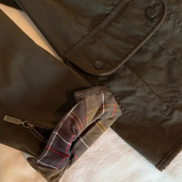 Barbour Olive Green Jacket - Picture 4 of 4